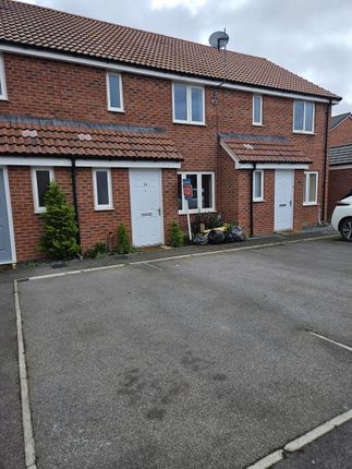 Terraced house to rent in Reeves Close, Taunton