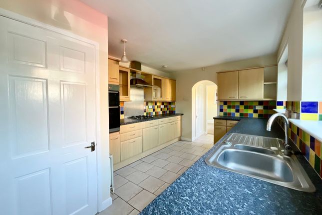 78 Oulton Road, Stone photo 2