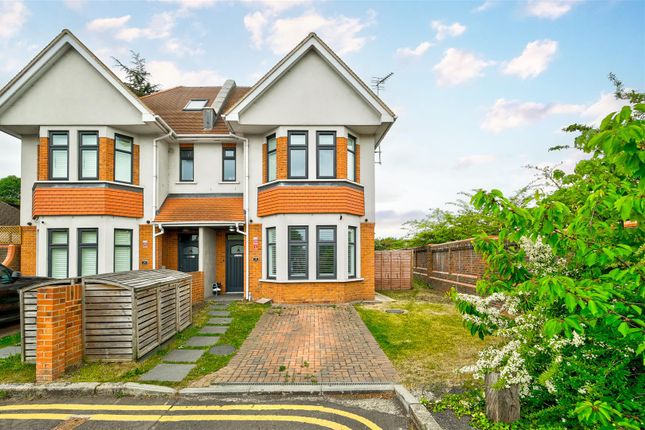 Thumbnail Semi-detached house to rent in Seagry Road, Wanstead