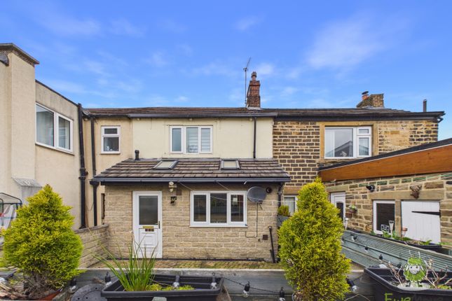 119, Carlinghow Lane, Batley photo 4
