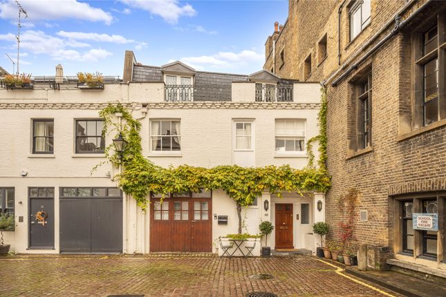 Mews house for sale in Lancaster Mews, Bayswater