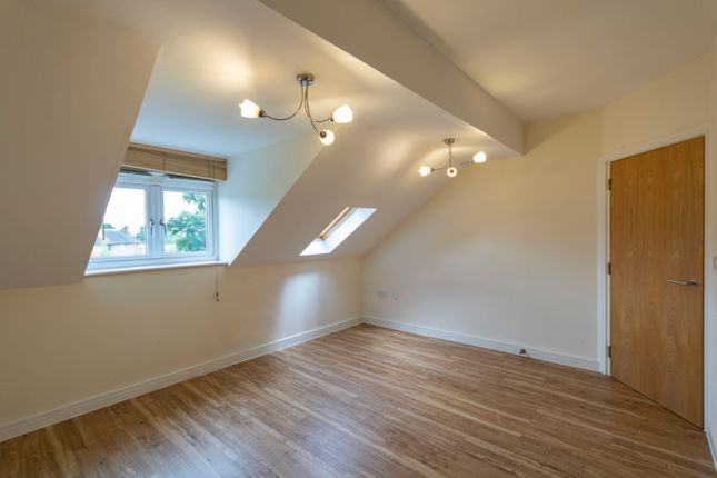 Thumbnail Flat to rent in Sherborne Place, Meadway, Kitts Green