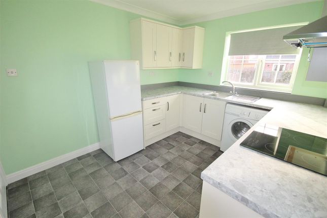 Manor Drive, North Yorkshire photo 4