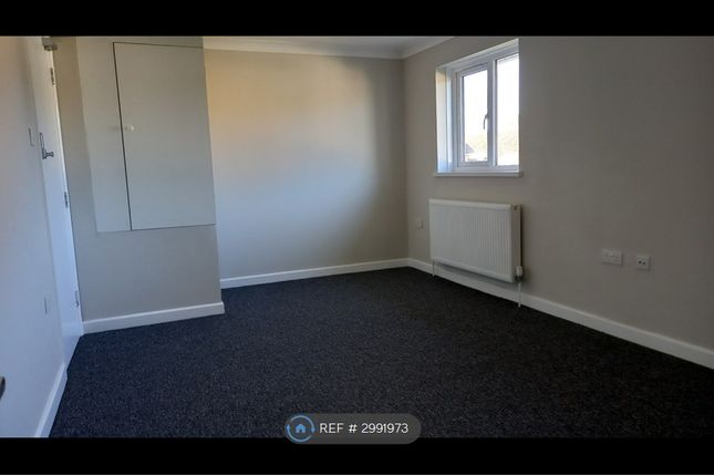 Badlesmere Close, Ashford photo 5
