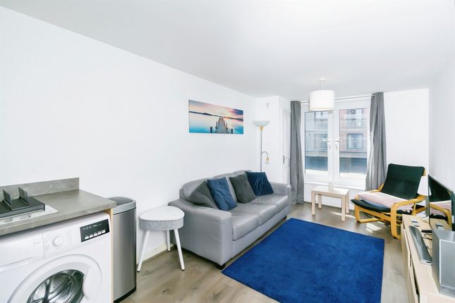 Flat for sale in Neptune Road, Barry