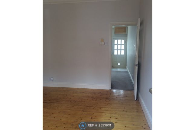 Entrance To Open Plan Kitchen Dining Area