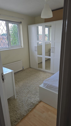 54, Kemble Court, Milton Keynes photo 2