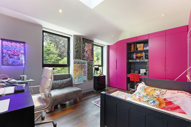 Detached house for sale in West Park Avenue, Kew, Richmond