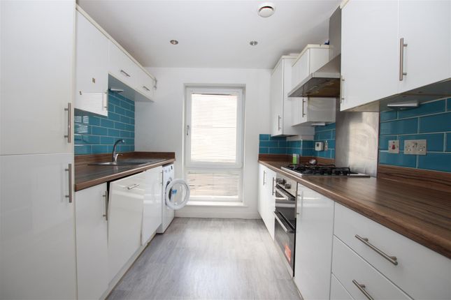 24, Bennett Place, Dartford photo 4