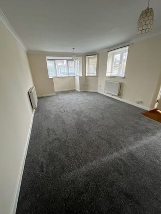 157, London Road, Waterlooville photo 4