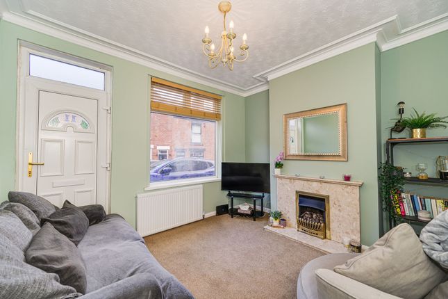 11 Dinnington Road, Sheffield photo 4