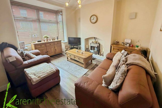 67, Markland Hill Lane, Bolton photo 4