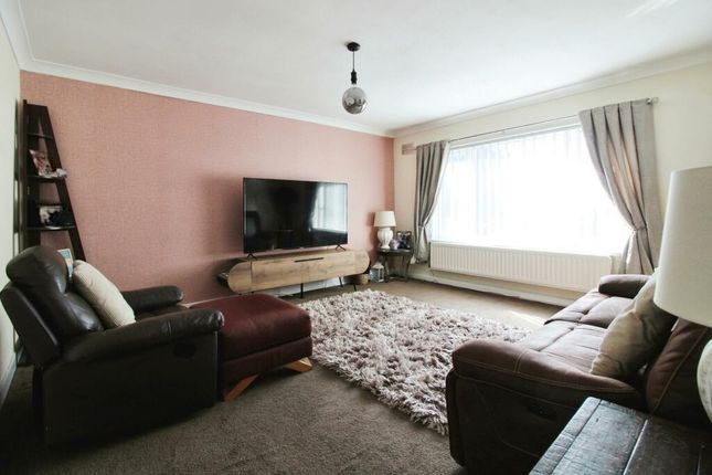 17, Buckingham Road, Peterlee photo 2