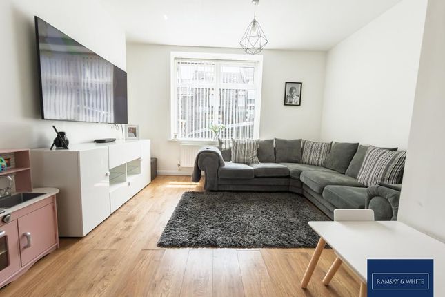 28, Gorsedd Street, Mountain Ash photo 2