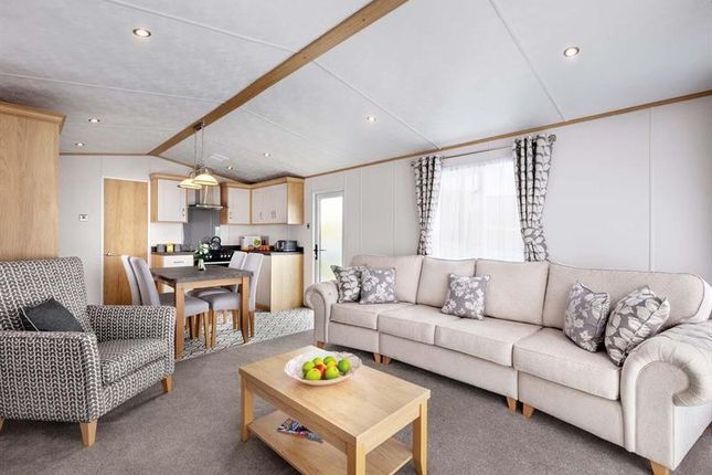 Abbey Farm - Carnaby-Highgrove-89995