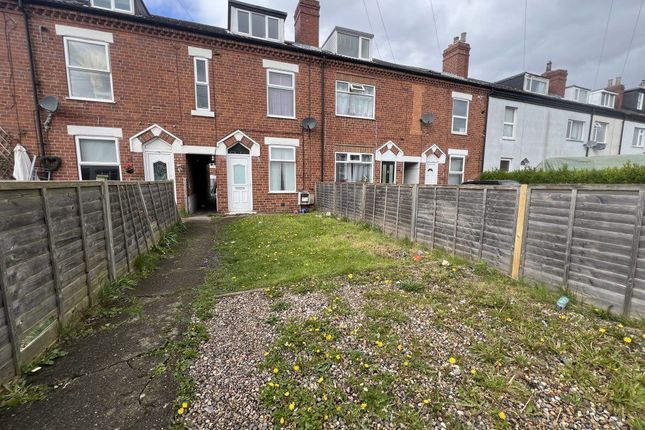 Terraced house to rent in Moorland Road, Goole