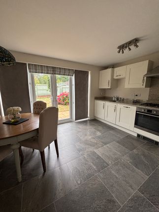 7, Glover Close, Leicester photo 2