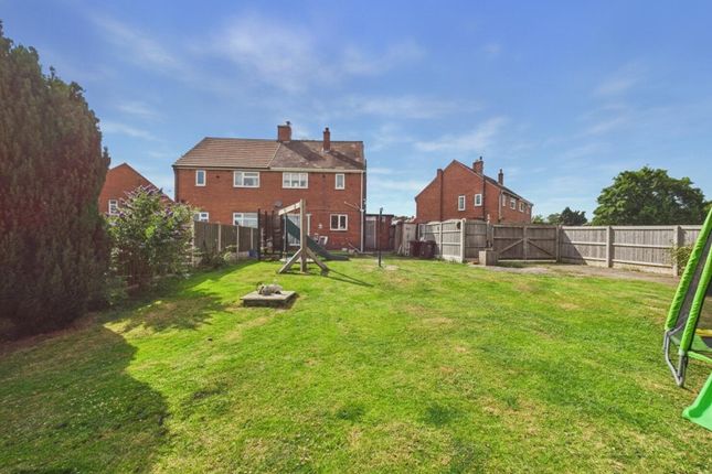 130, Meadway, Pontefract photo 4