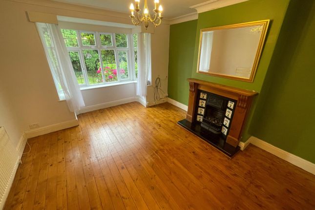 1, Spen Drive, Leeds photo 4