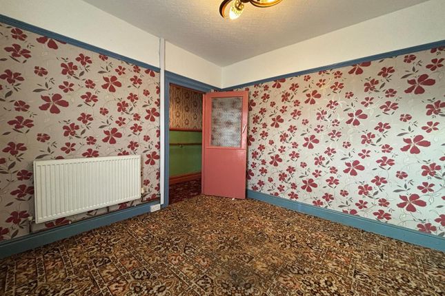 2, Harries Terrace, Llanelli photo 4