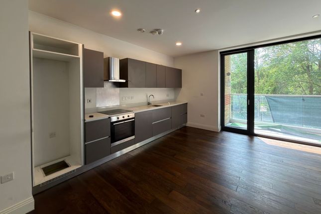Flat 48 Weston Court, 5 Brindley Place, Uxbridge, Middlesex, UB8 2UF photo 2