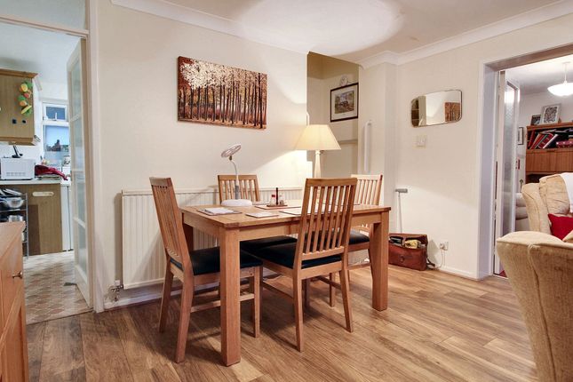 17 Lime Close, Ashford photo 3