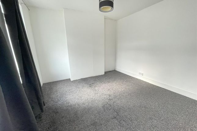 55, Neville Road, London photo 5