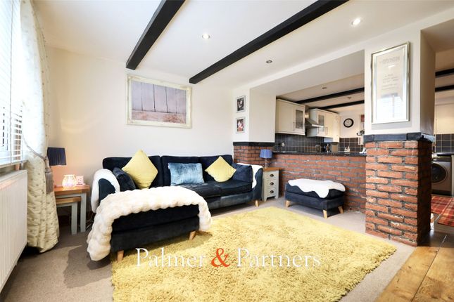5 Coronation Villas,, Harwich Road, Clacton-on-Sea photo 3