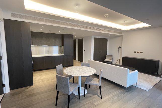 Apartment A903 One Thame City,, 8 Carnation Way, London photo 4