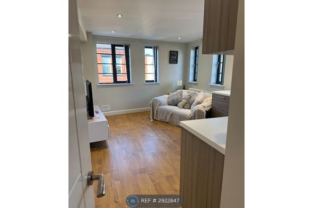 Flat, Ashfield Road, Cheadle photo 5