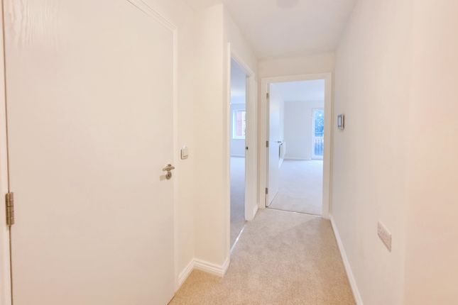 Apartment 12a, Dreton Lodge, 111-113, Havant Road, Portsmouth photo 4