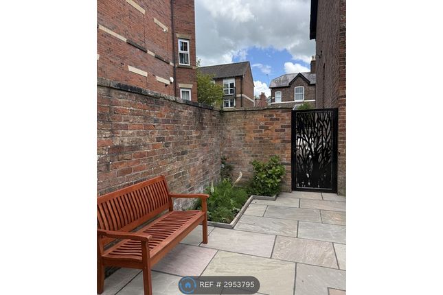 South Grove, Alderley Edge photo 2