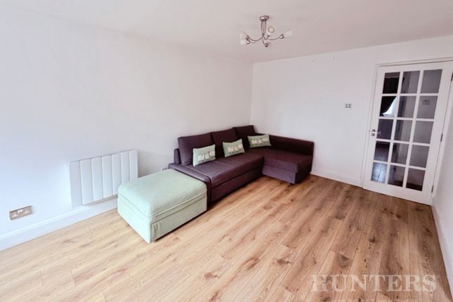 Philips Close, Carshalton photo 4