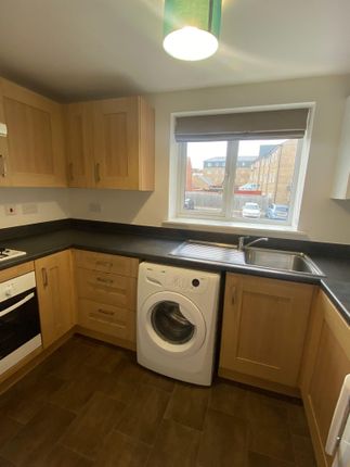 Flat to rent in Great Mead, Yeovil