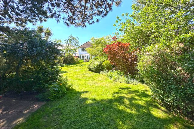 31, Clarence Road, Walton-on-Thames photo 2