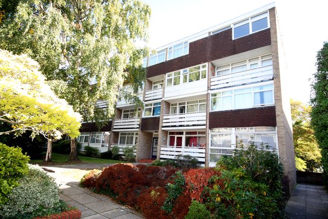 Thumbnail Flat to rent in Hillview Court, Woking