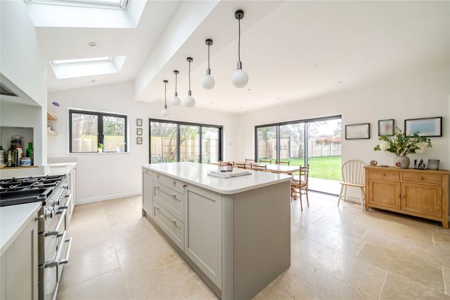 Garden Cottage, 67, Greenways, Hinchley Wood photo 3