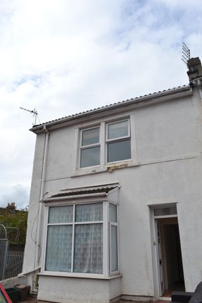 Flat to rent in Co-Operation Road, Easton, Bristol BS5