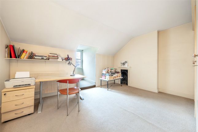 Flat for sale in Lauderdale Road, Maida Vale, London