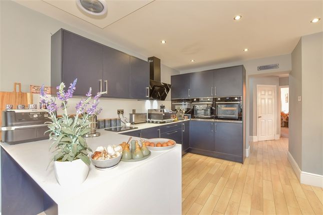 Osborne Road Willesborough, Ashford photo 4