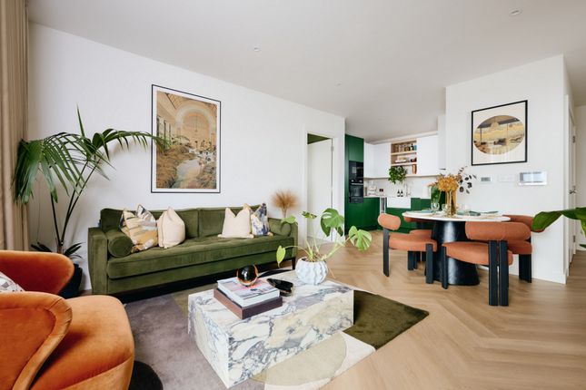 267 Lindley House, Silkstream, London photo 3
