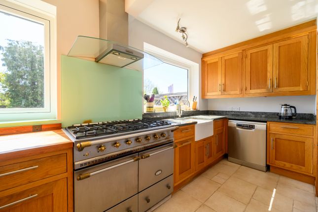 18, Brookhill Drive, Nottingham photo 3