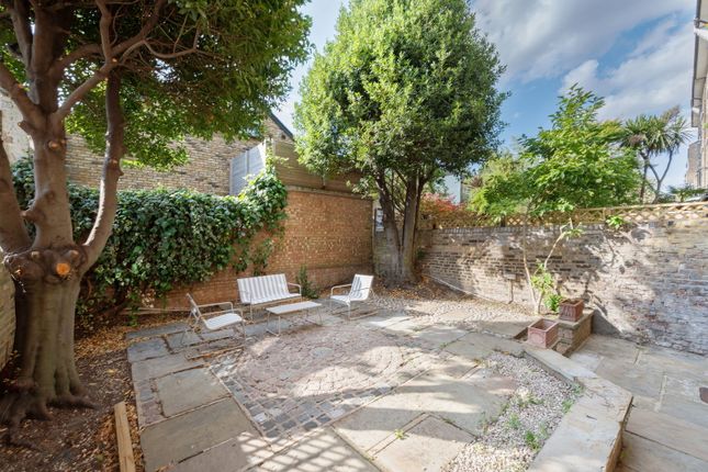 3, North Villas, London photo 4
