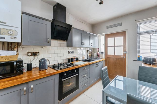 436, Rhyl Coast Road, Denbighshire photo 4