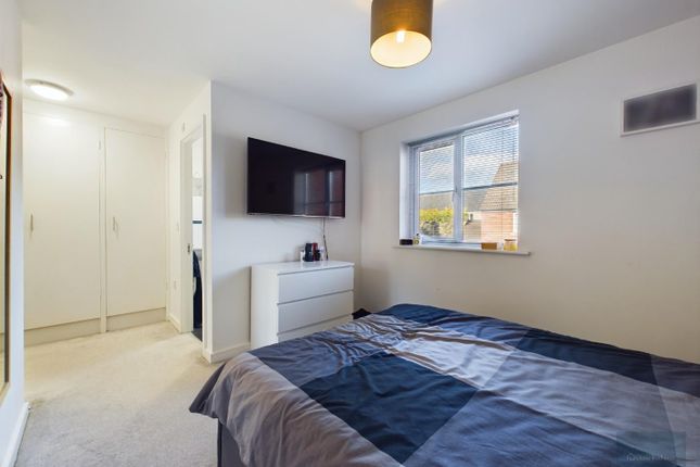 Flat to rent in Blease Close, Staverton, Trowbridge