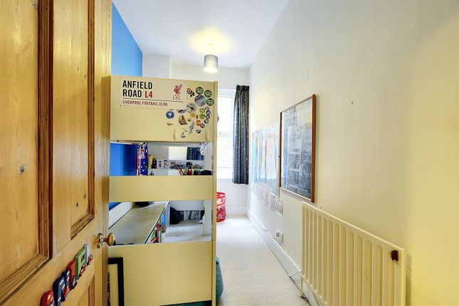 Bedroom 2.Jpg
