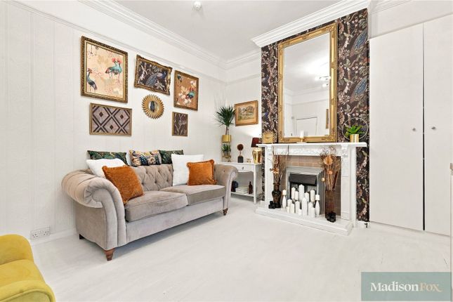 Montalt Road, Woodford Green photo 3