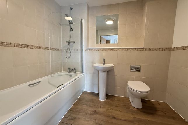 Apt 30, Zenith, Salford photo 4