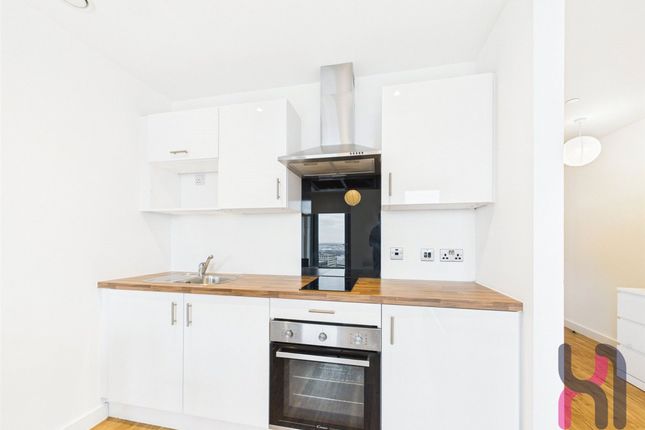 1007D Media City, 18 Michigan Avenue, Salford photo 4