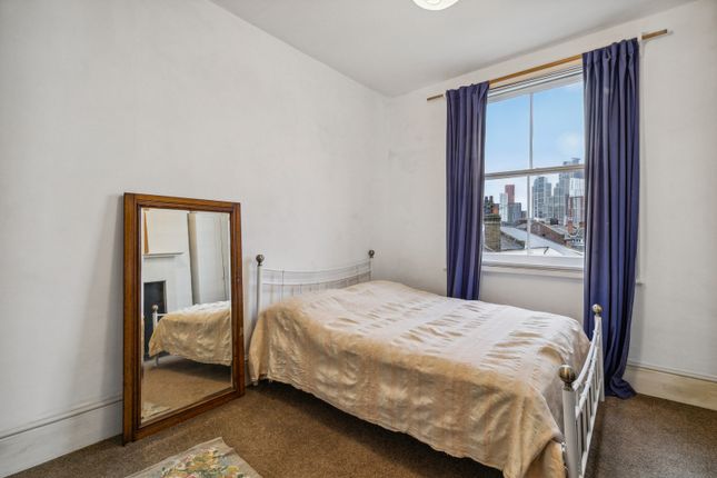 Terraced house for sale in Lansdowne Way, South Lambeth